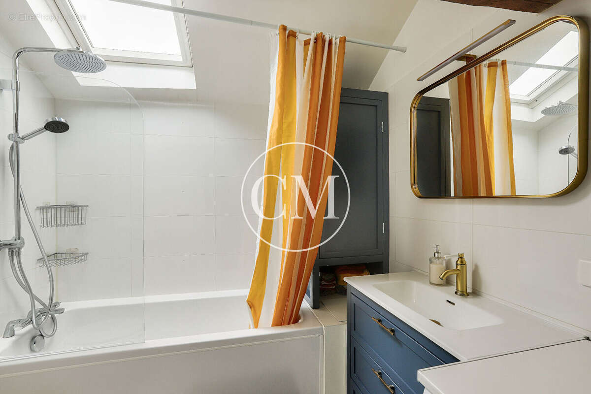 Appartement à VERSAILLES