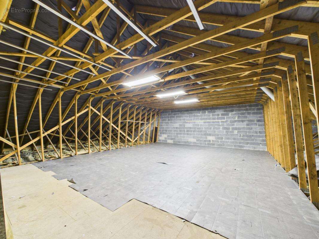 Commerce 220 m² à Valenciennes  - photo 7