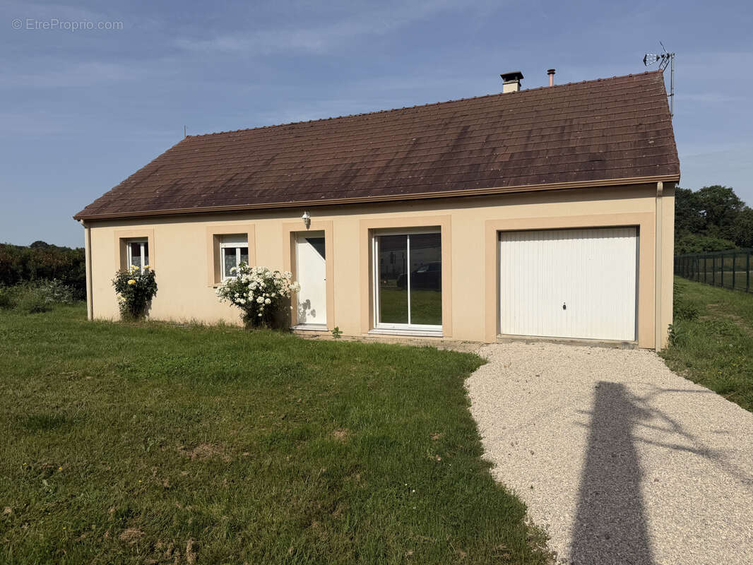Maison à EZY-SUR-EURE