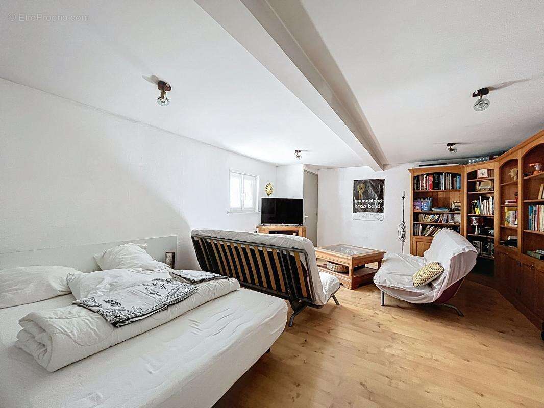 Maison à TOURNON-SUR-RHONE