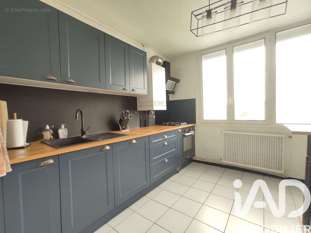 Photo 2 - Appartement à BOURG-LES-VALENCE