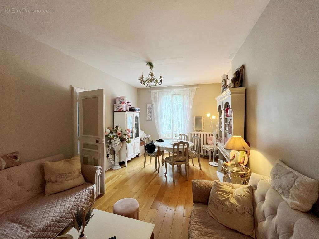 Appartement à SENS