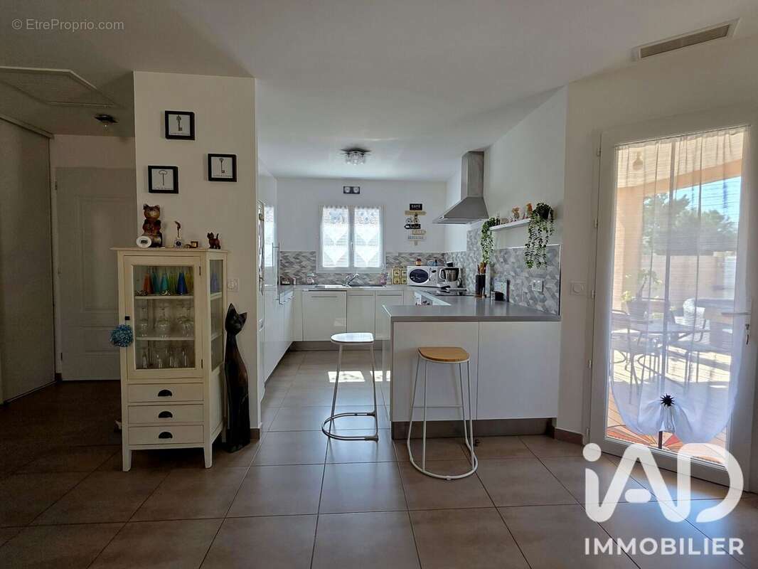 Photo 5 - Maison à LE MUY