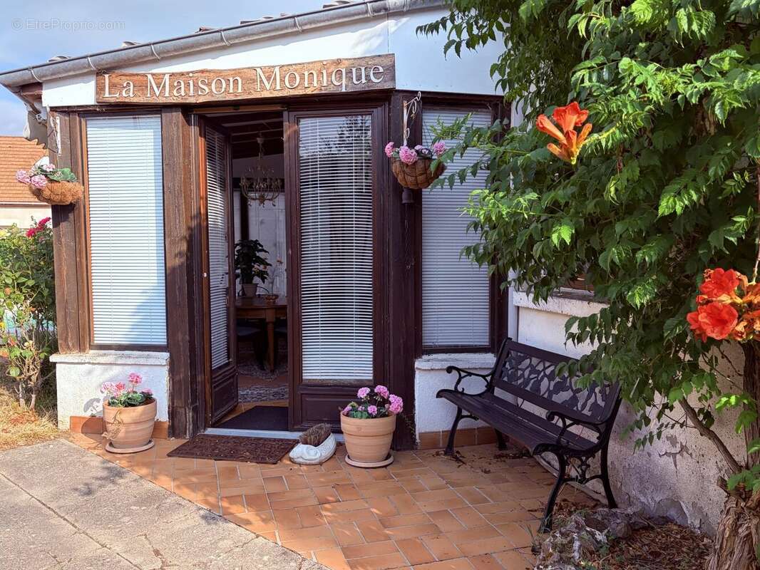 Charmante maison à vendre avec piscine, Valençay, Indre 36 - photo 9
