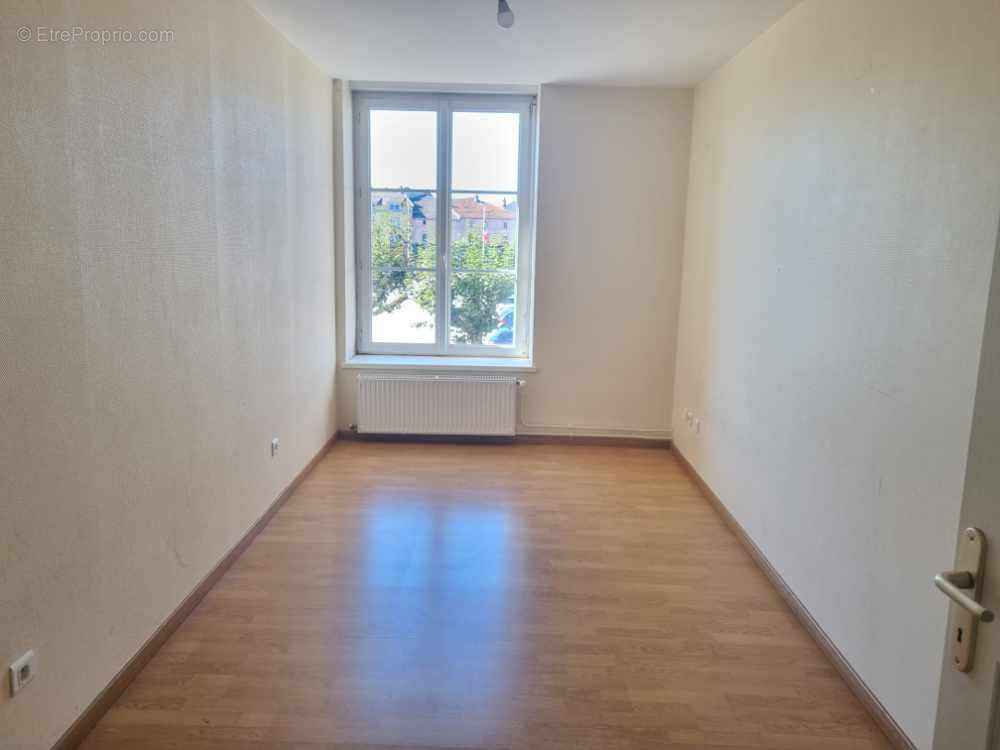 Appartement à BRUYERES