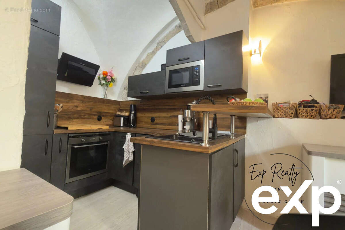 Appartement à SAINT-MAXIMIN-LA-SAINTE-BAUME