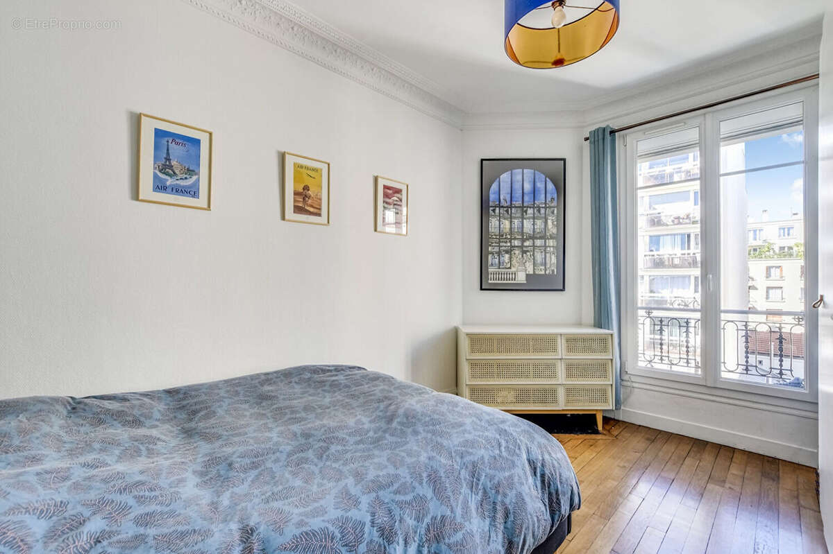 Appartement à PARIS-19E