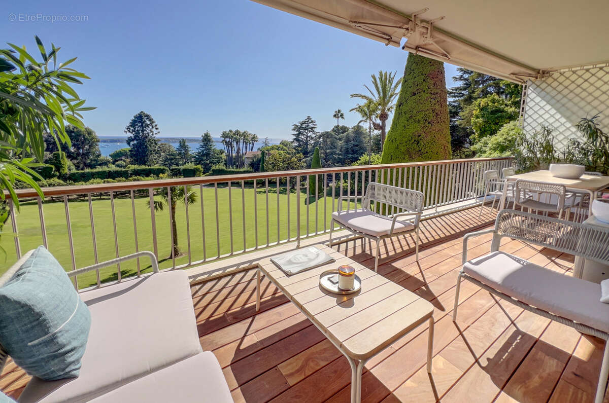 Appartement à CANNES