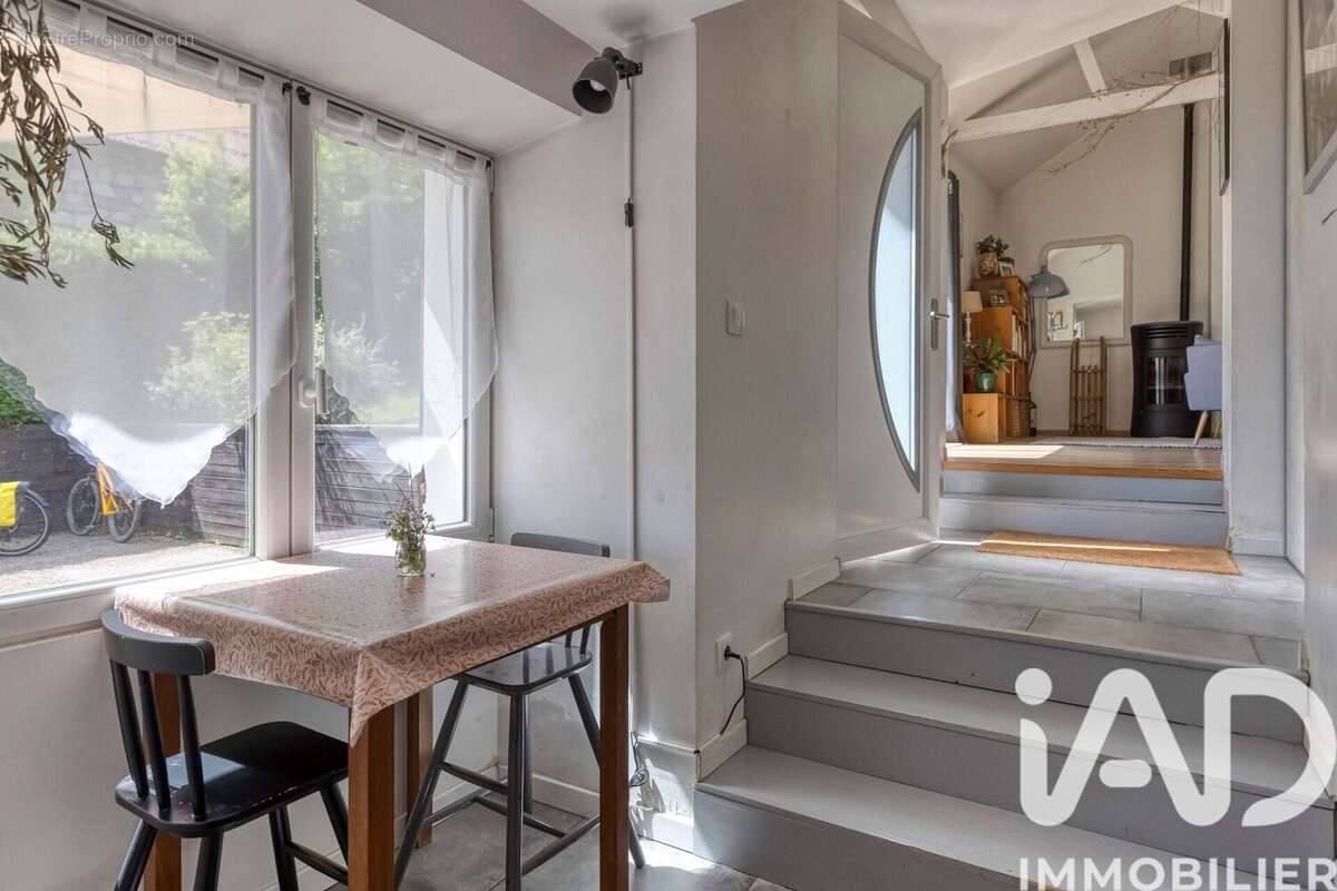 Photo 9 - Maison à LA TERRASSE