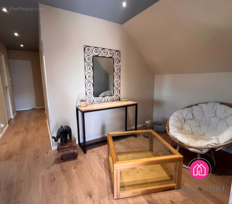 Maison 161 m² à Sepmeries  - photo 5