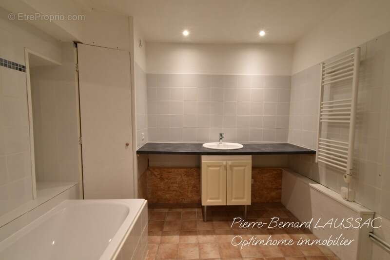 Appartement à AIGUEBELLE