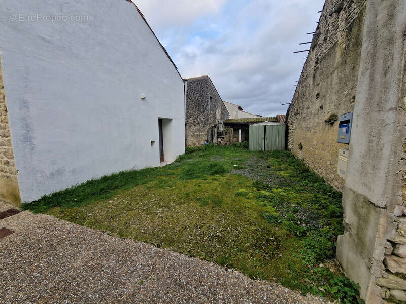 Maison à vendre 2 pièces LANDES (17) - photo 8