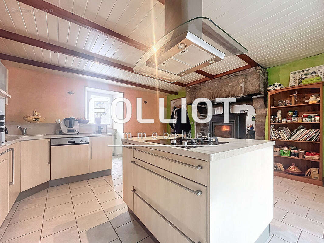 Maison à BRICQUEVILLE-SUR-MER