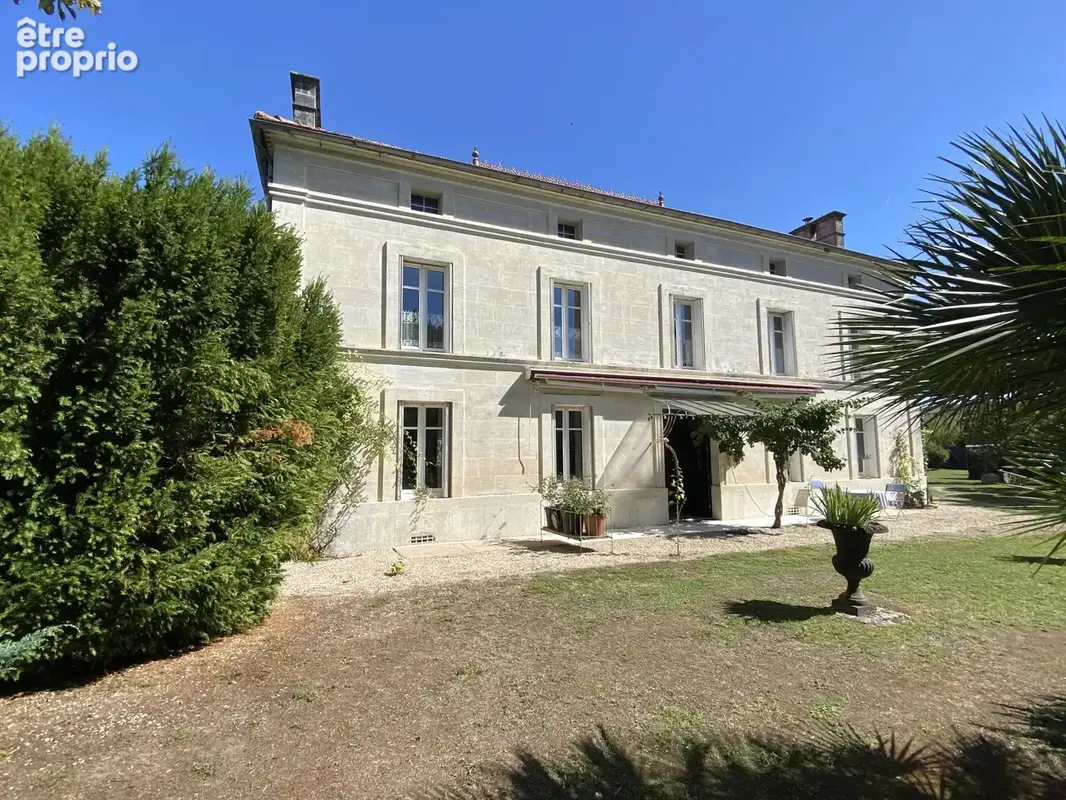 Très belle propriété charentaise à proximité de Cognac et Angoulême - photo 4