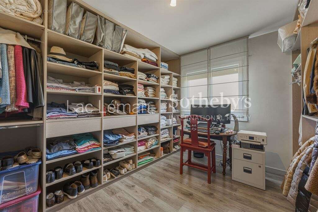 Maison à CHENS-SUR-LEMAN