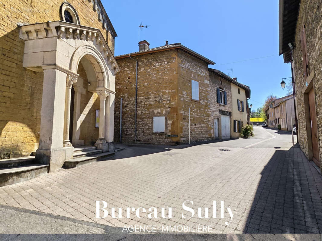 Maison à MARCILLY-D'AZERGUES