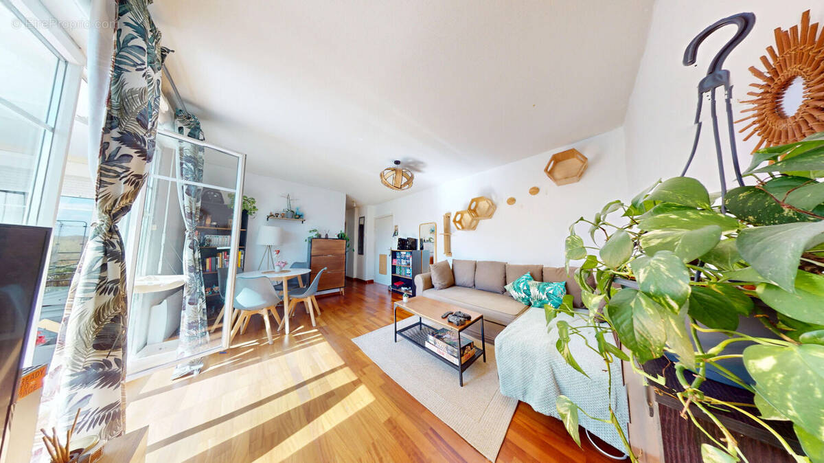 Appartement à MAGNY-LE-HONGRE