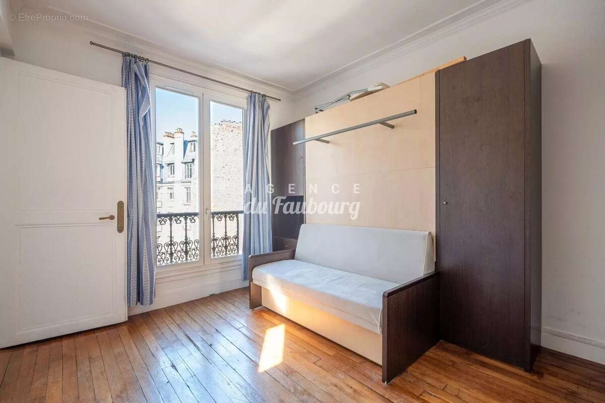 Appartement à PARIS-10E