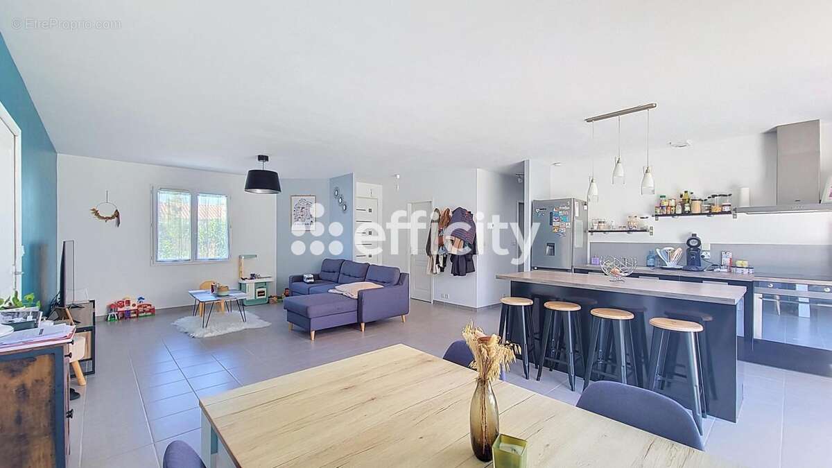 Maison 85 m² à La Roche-Sur-Yon  - photo 2