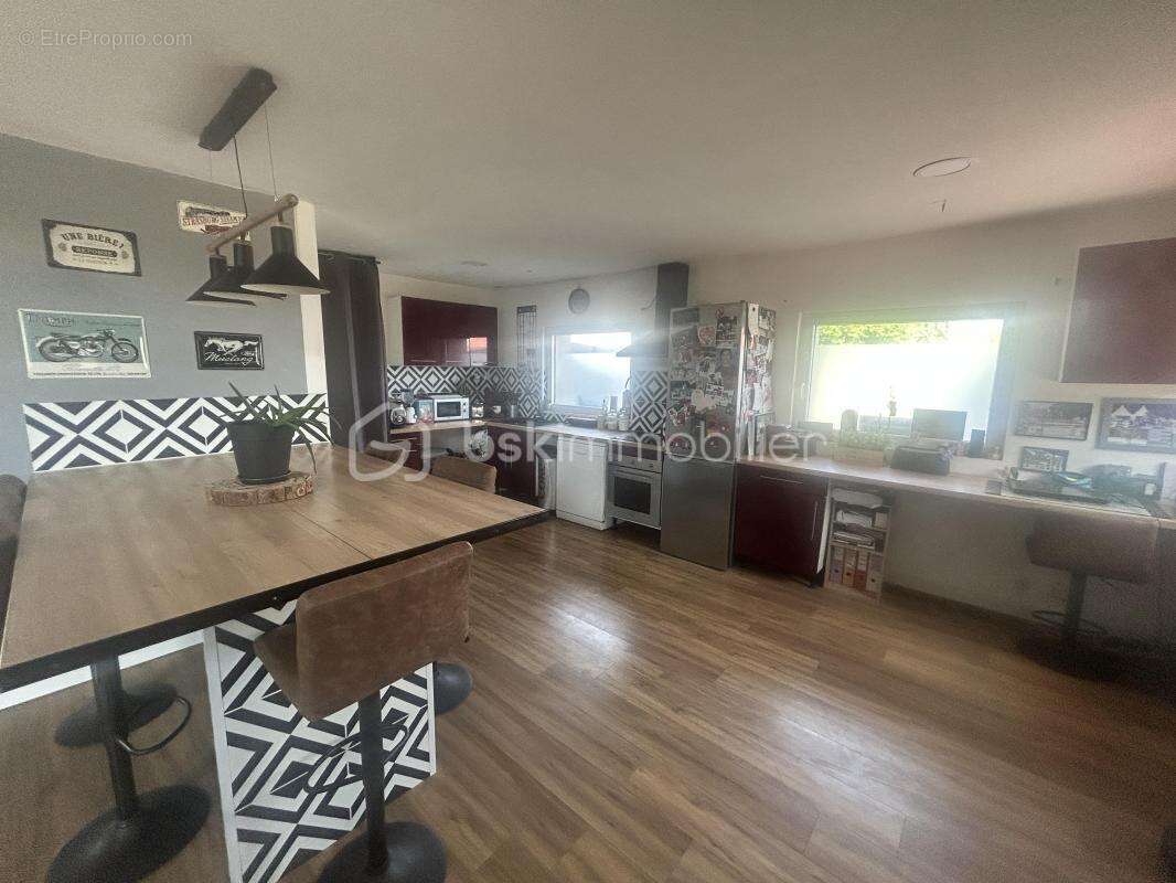 Maison à BOIS-GRENIER