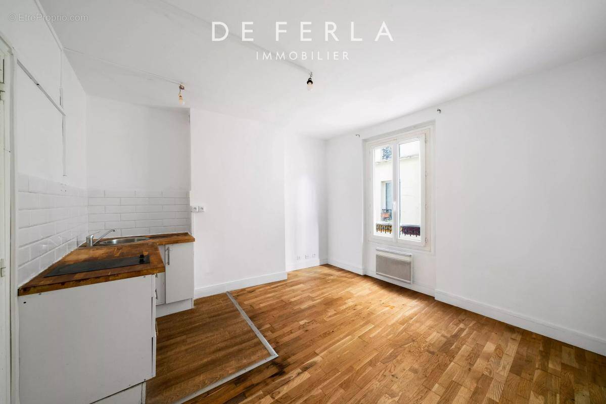 Appartement à PARIS-14E