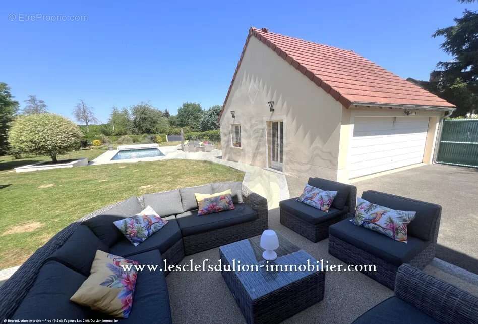Maison à ECUELLES