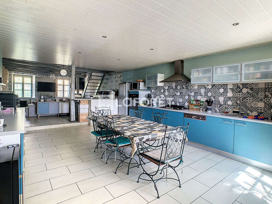 Maison à VAL-DE-MEUSE