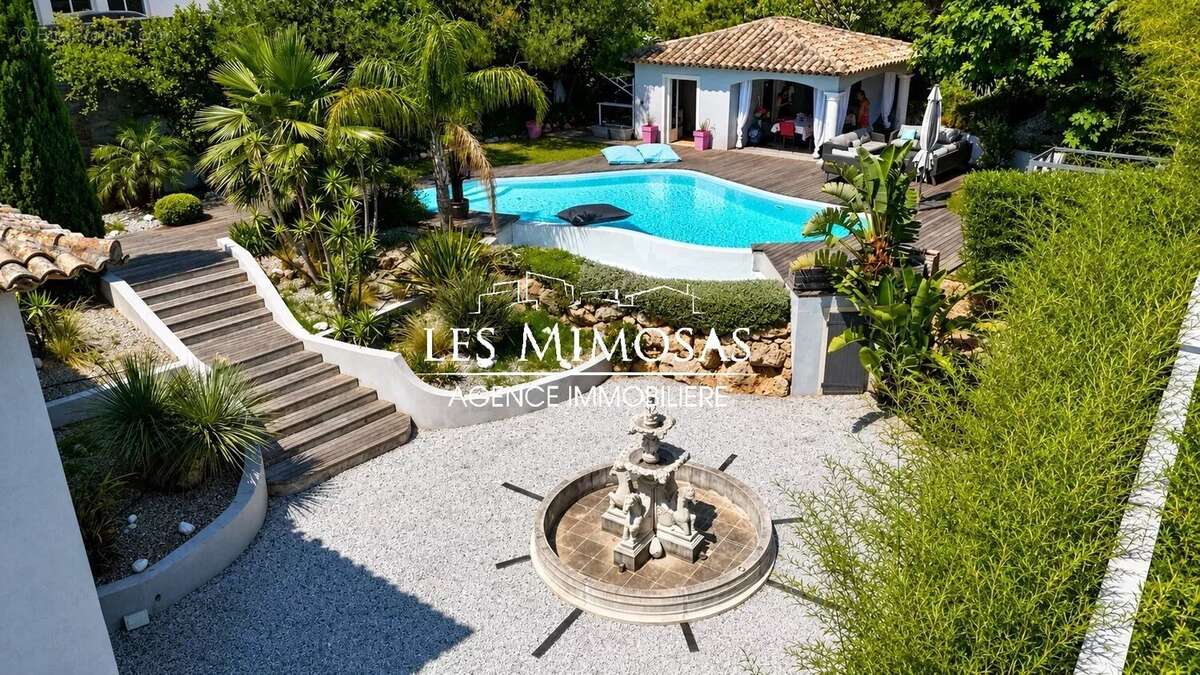 Maison à FREJUS