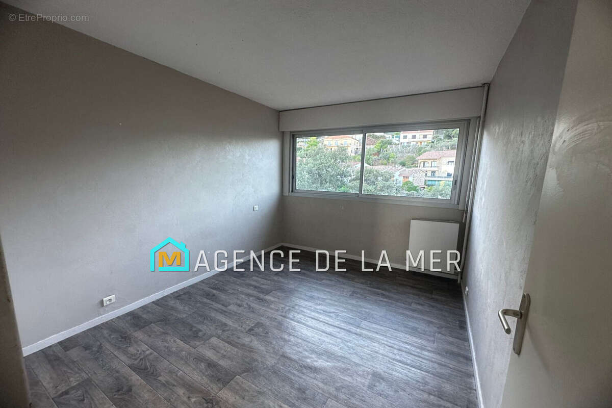 Appartement à MANDELIEU-LA-NAPOULE