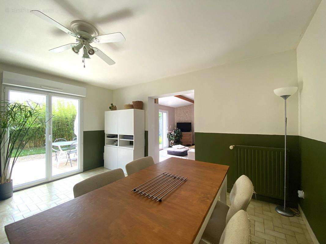 Maison  6 pièces  -  44680  sainte pazanne  budget 239 200  hai - photo 7