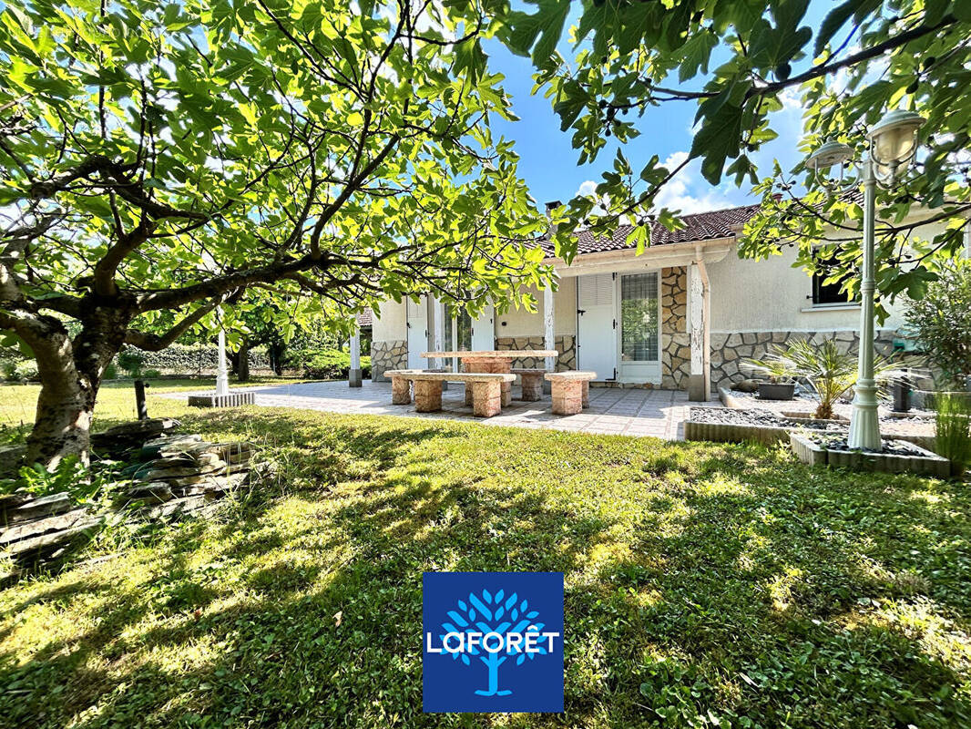 Maison à SAINT-LAURENT-DE-MURE