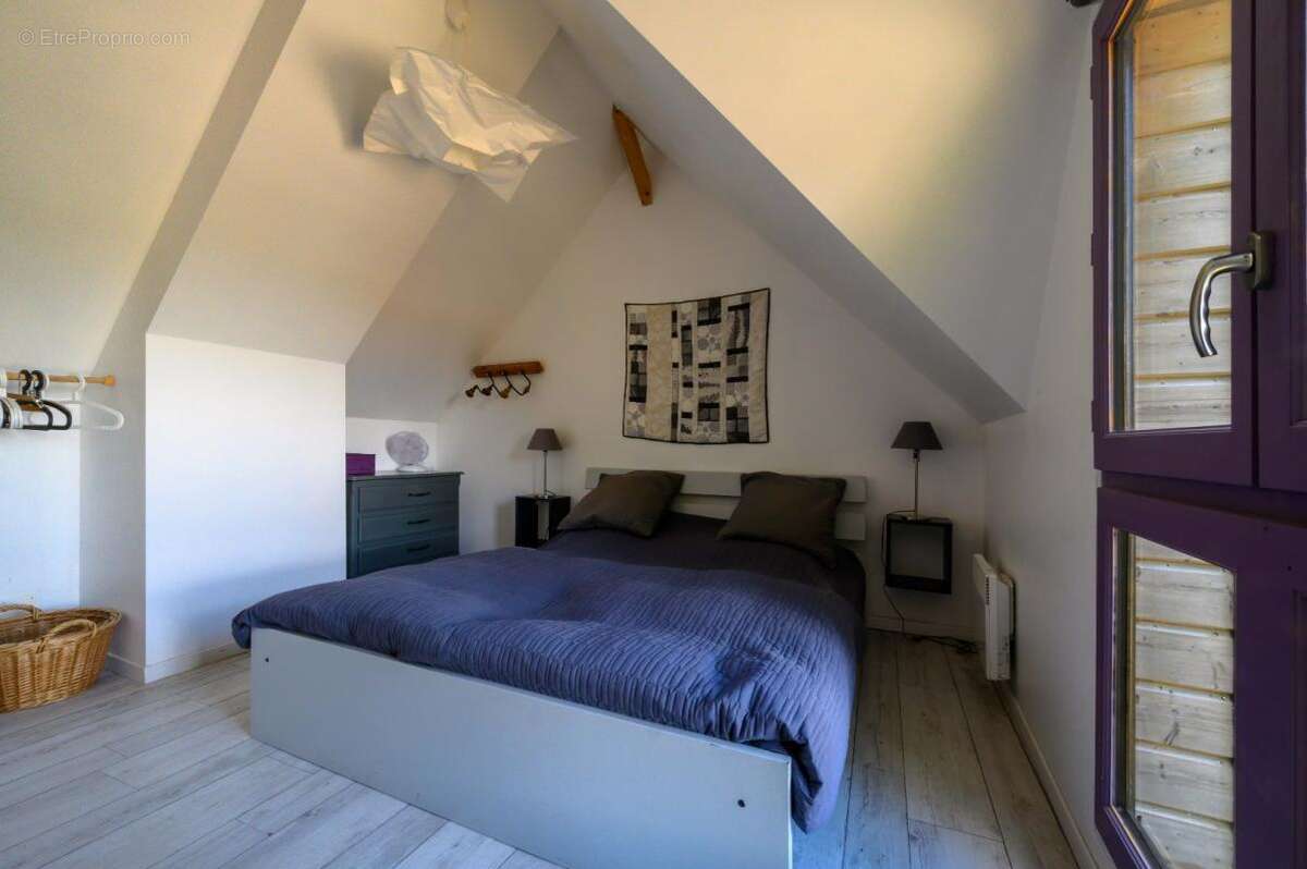 Maison à ANGLES-SUR-L'ANGLIN