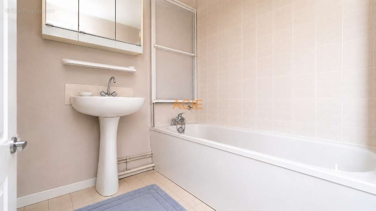 Appartement à LOUVRES