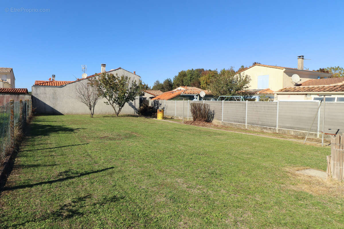 Maison à MESCHERS-SUR-GIRONDE