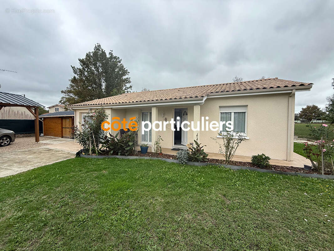 Maison à CAMPS-SUR-L&#039;ISLE