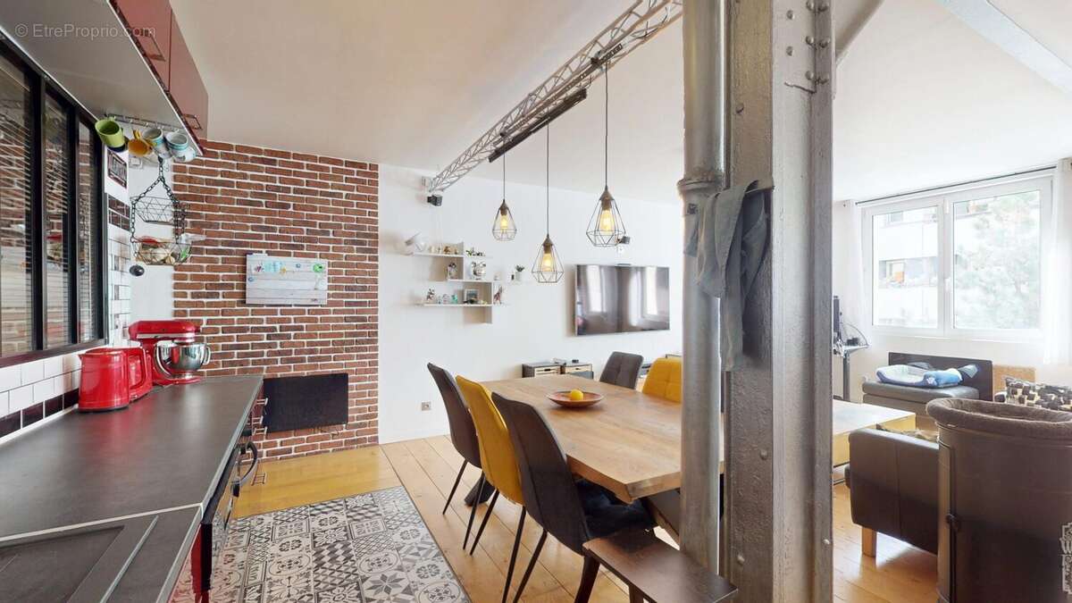 Appartement à PARIS-11E