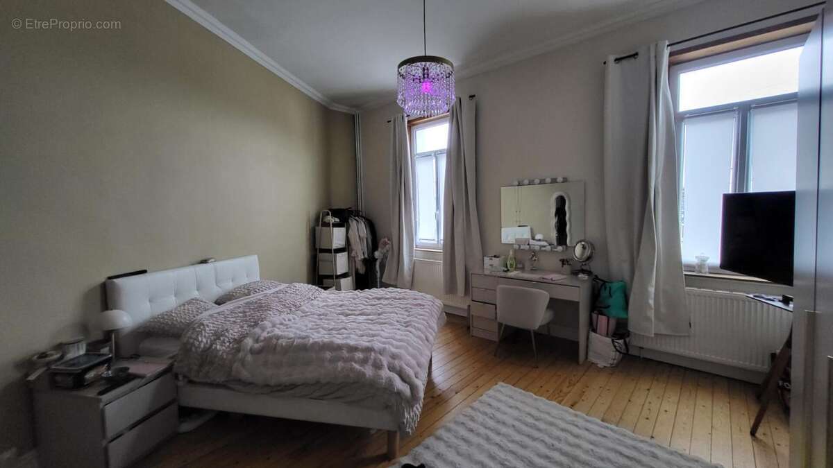 Maison à SAINT-QUENTIN