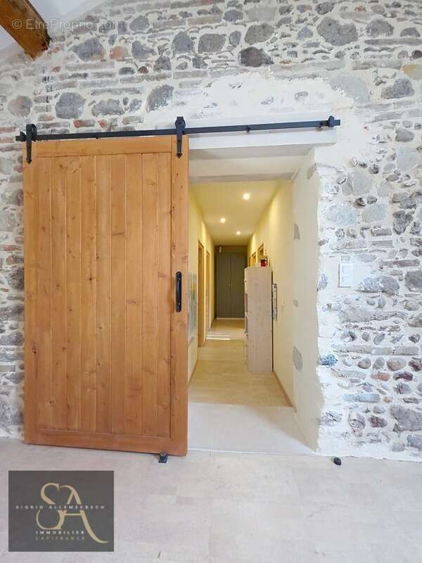 Maison à BRUGAIROLLES