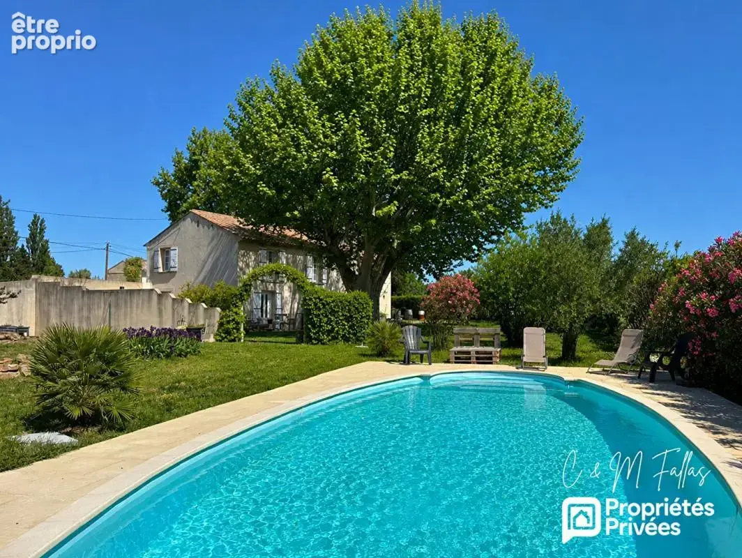 Mas provençal - Camaret Sur Aigues - 205 m2- dépendance - photo 2