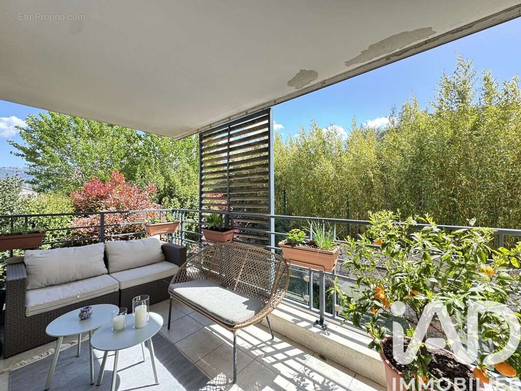 Photo 2 - Appartement à TRETS