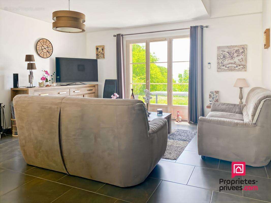 Maison à ANNAY-LA-COTE