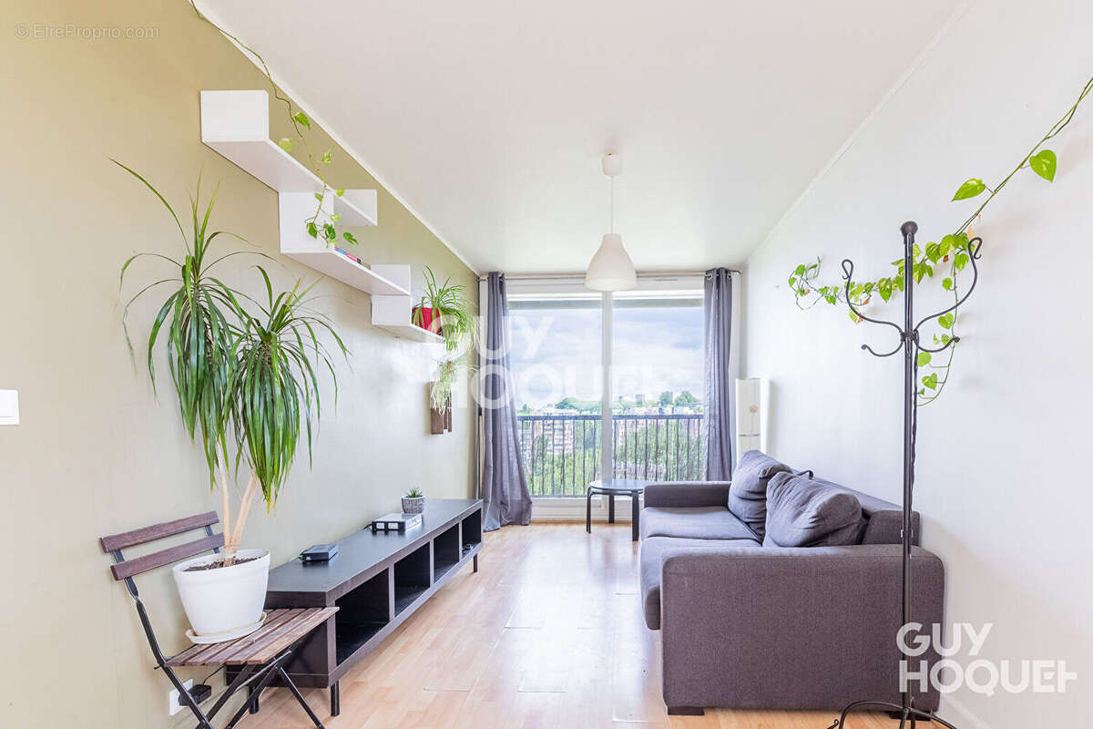 Appartement à SAVIGNY-SUR-ORGE