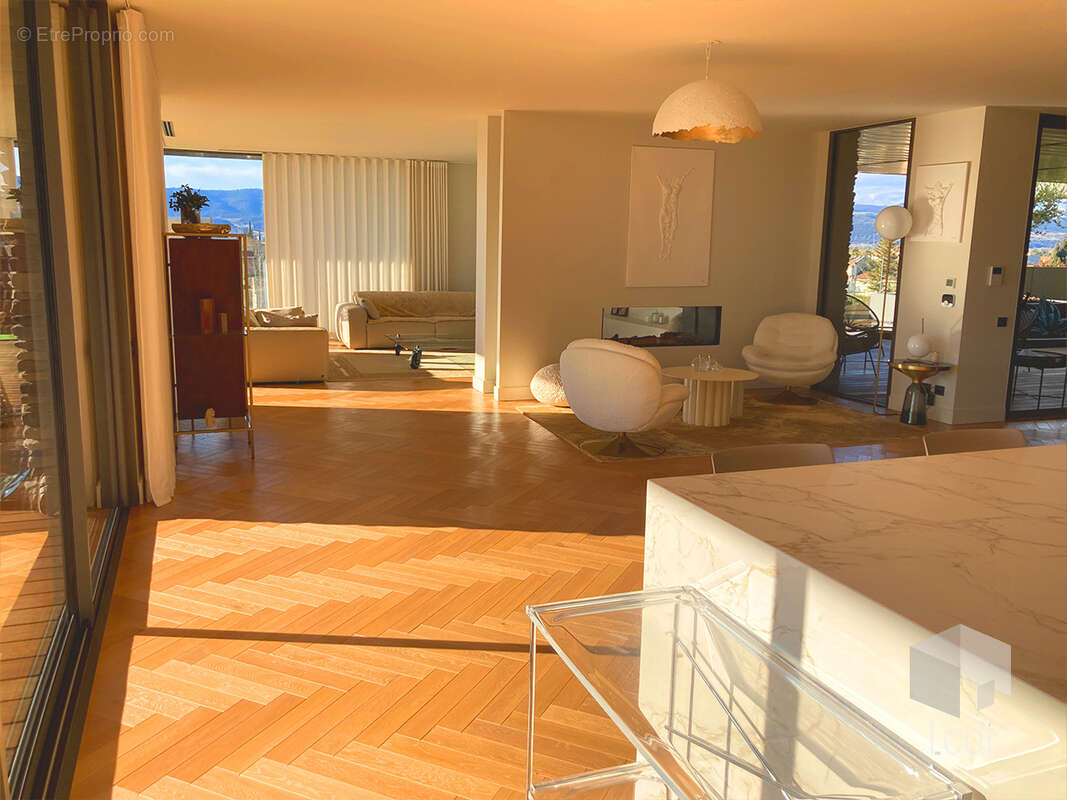 Appartement à MONTELIMAR