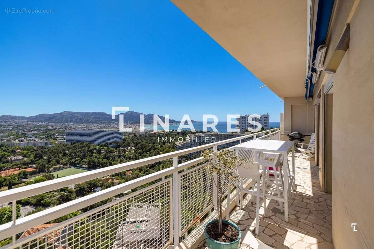 Appartement à MARSEILLE-8E