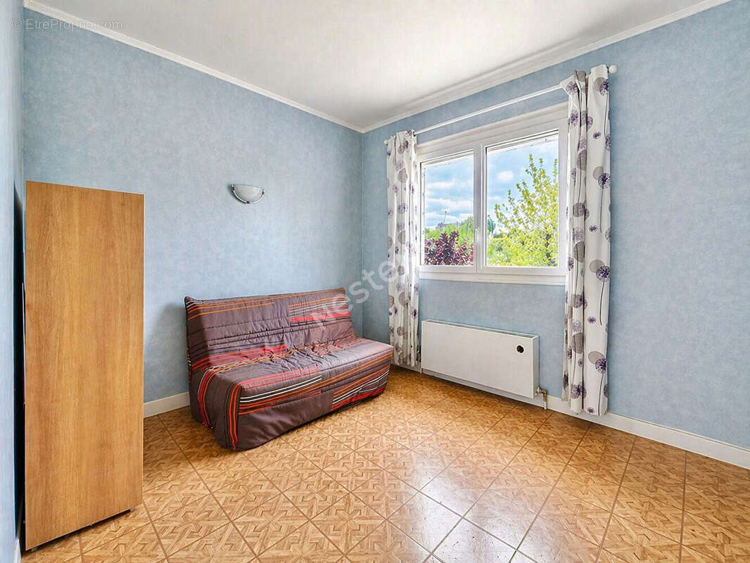 Maison à CHAUMONTEL