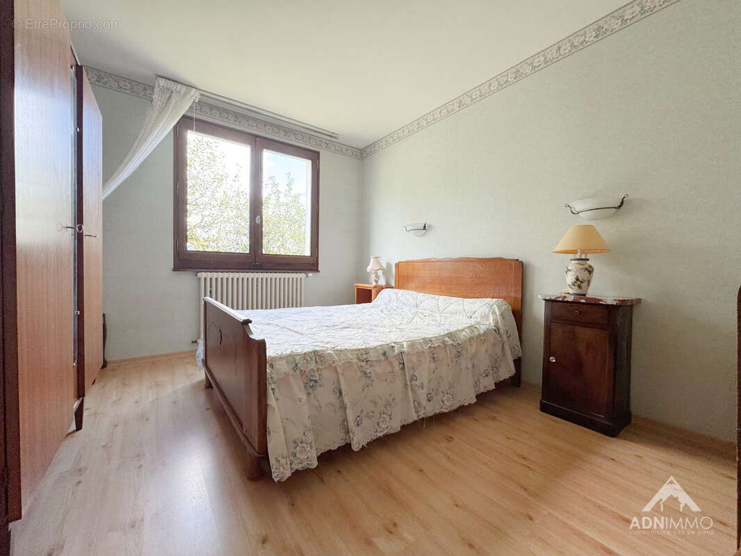 Maison à THOIRY