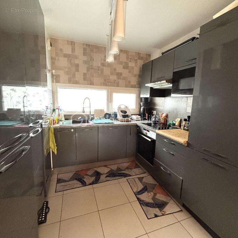 Maison à FLEURY-MEROGIS