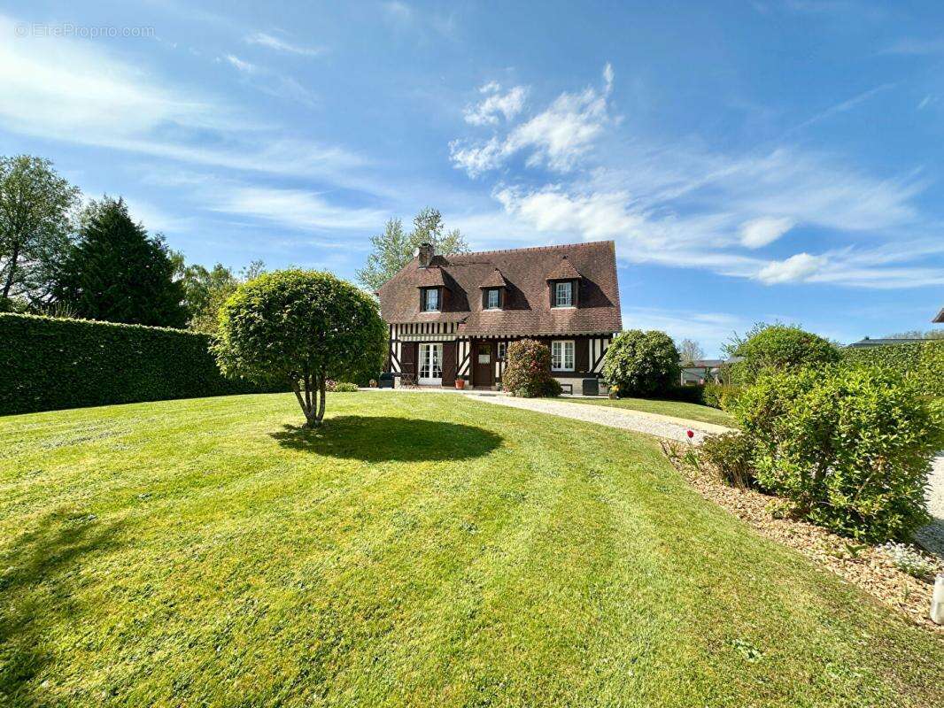 Maison à PONT-L&#039;EVEQUE