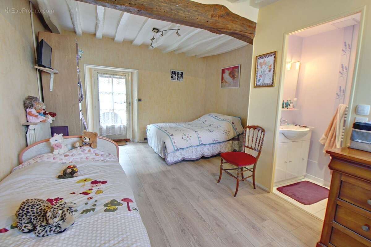 Maison à BREUIL-BOIS-ROBERT