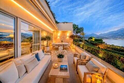 Maison 378 m² à Roquebrune-Cap-Martin  - photo 3